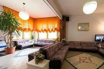 Geppi Hotell 2*